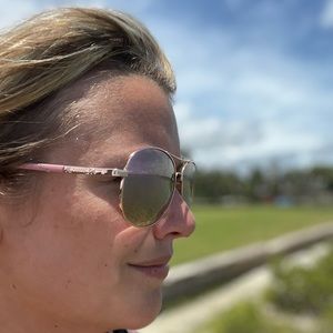 Meet your Posher, Becki